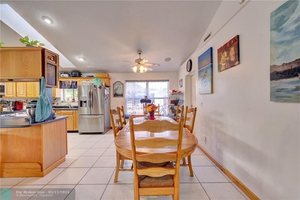 Recently Sold: $540,000 (4 beds, 2 baths, 2008 Square Feet)