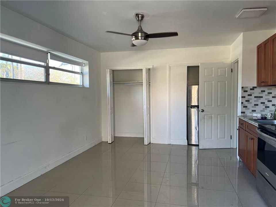 Active With Contract: $1,450 (0 beds, 0 baths, 0 Square Feet)