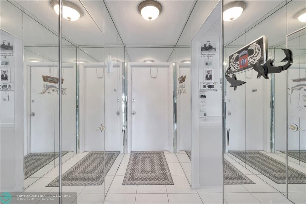 最近售出: $429,900 (2 贝兹, 2 浴室, 0 平方英尺)