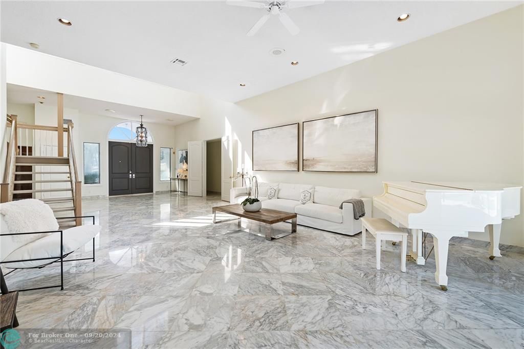 Recently Sold: $3,500,000 (4 beds, 5 baths, 4377 Square Feet)