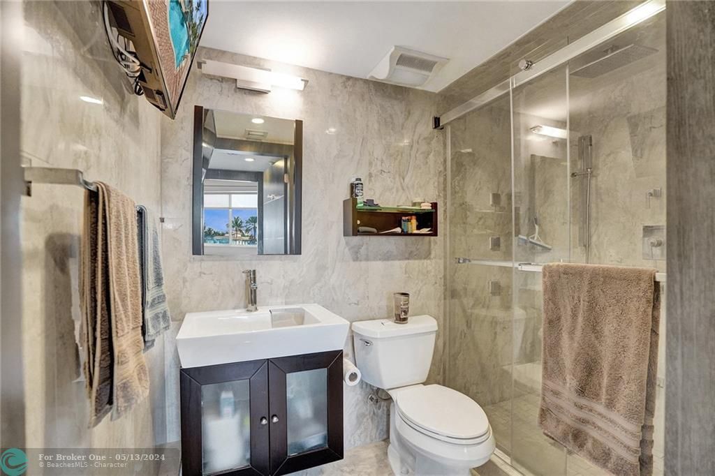 最近售出: $599,000 (2 贝兹, 2 浴室, 1180 平方英尺)