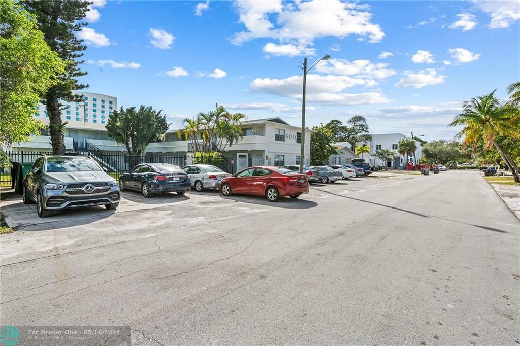 Active With Contract: $6,500,000 (0 beds, 0 baths, 0 Square Feet)