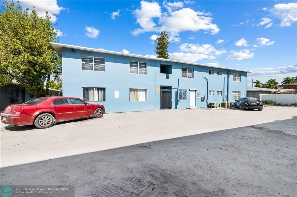 Active With Contract: $6,500,000 (0 beds, 0 baths, 0 Square Feet)