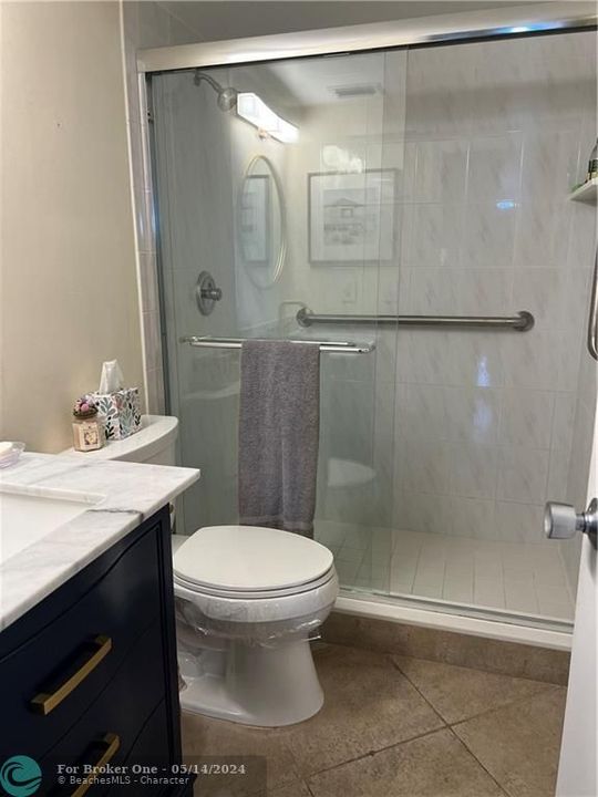 Recently Sold: $430,000 (2 beds, 2 baths, 1228 Square Feet)