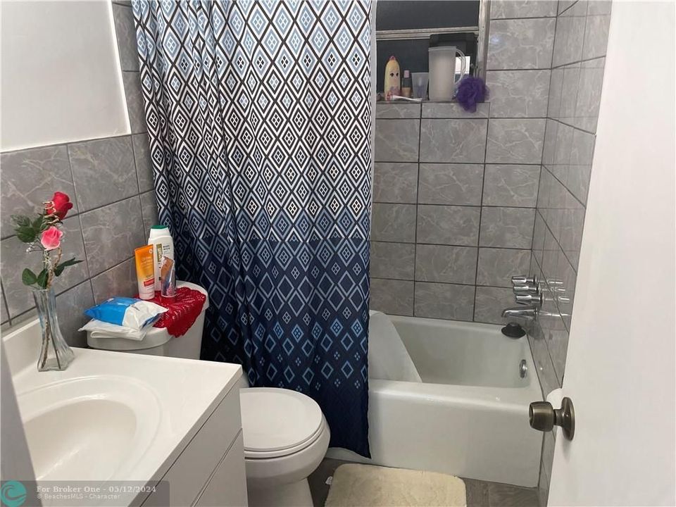 Recently Sold: $149,000 (1 beds, 1 baths, 576 Square Feet)