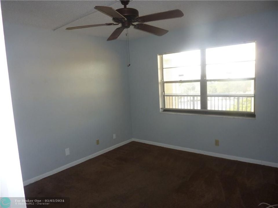 Recently Sold: $170,000 (2 beds, 2 baths, 1080 Square Feet)