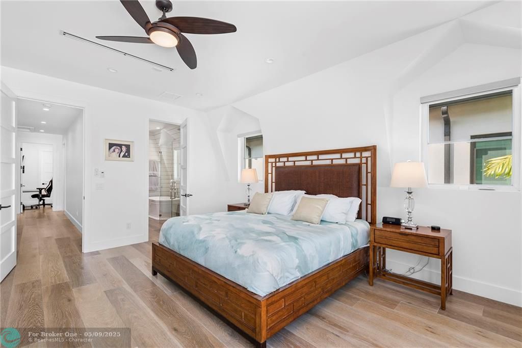 En Venta: $2,895,000 (4 camas, 4 baños, 3016 Pies cuadrados)