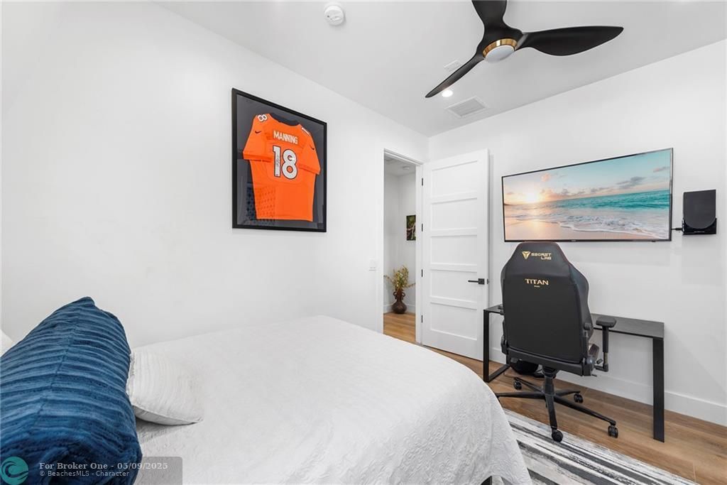 En Venta: $2,895,000 (4 camas, 4 baños, 3016 Pies cuadrados)
