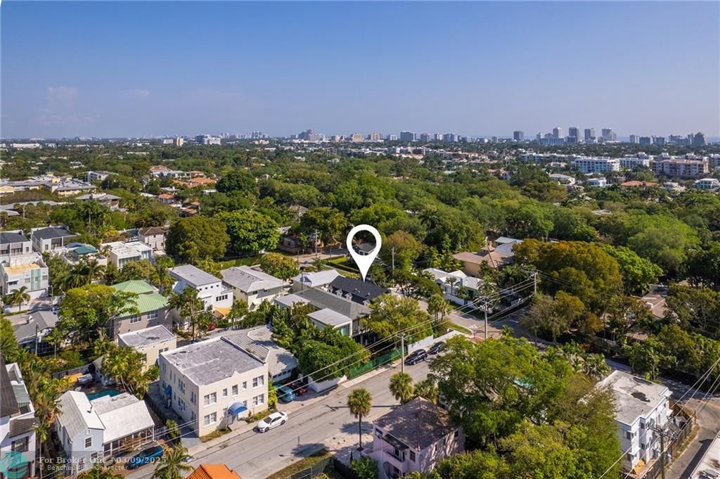 En Venta: $2,895,000 (4 camas, 4 baños, 3016 Pies cuadrados)