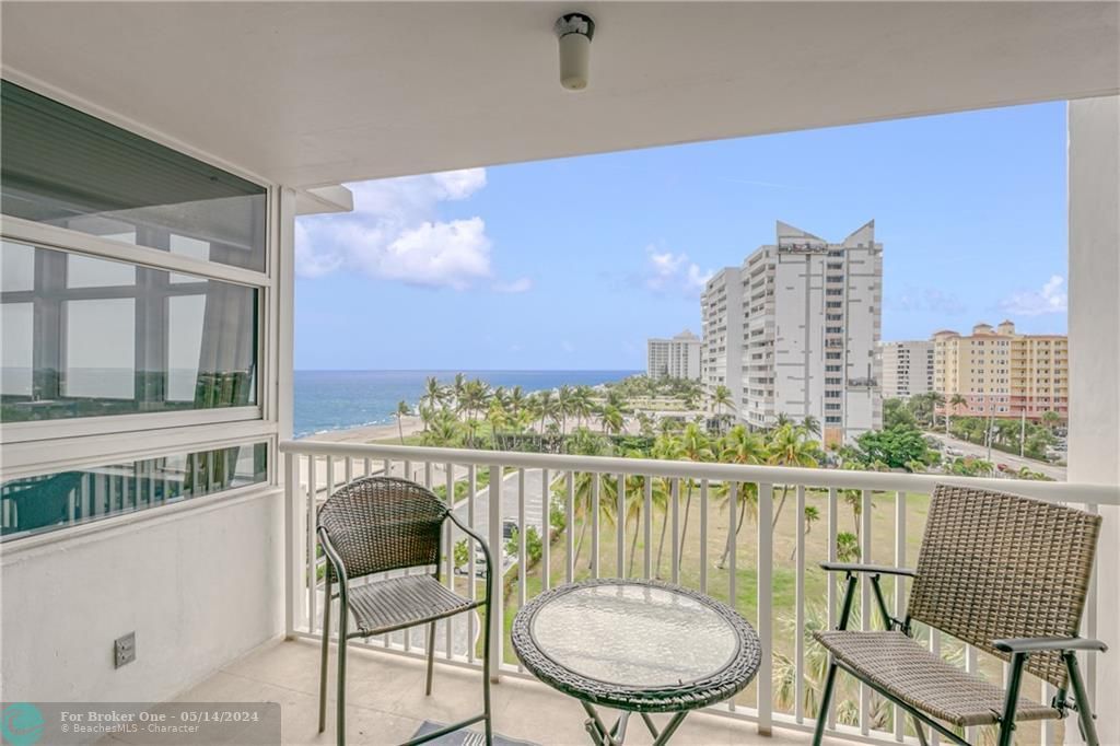 Recently Sold: $625,000 (2 beds, 2 baths, 1499 Square Feet)