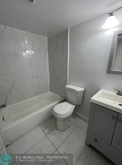 Active With Contract: $1,495 (1 beds, 1 baths, 11322 Square Feet)