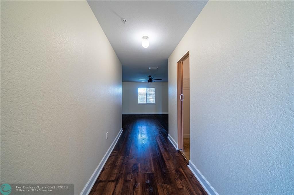 Recently Rented: $2,700 (3 beds, 2 baths, 1548 Square Feet)