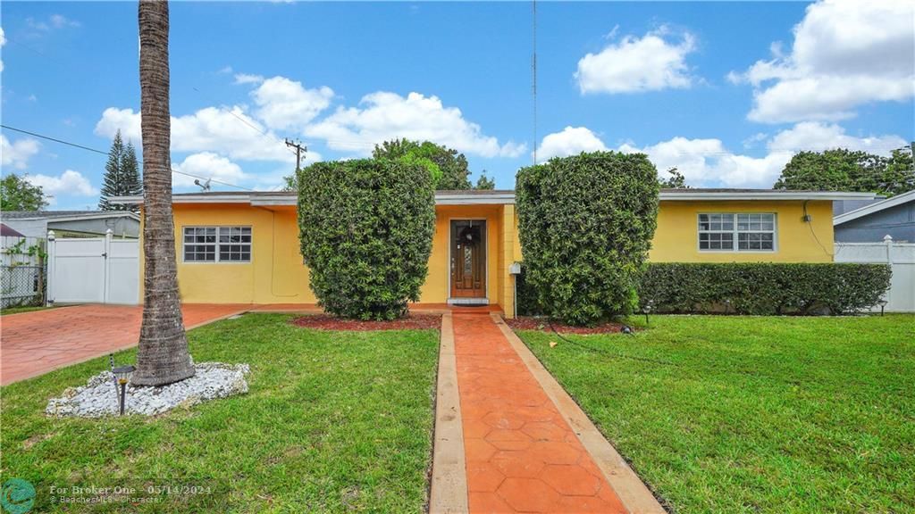 Recently Sold: $540,000 (4 beds, 3 baths, 1866 Square Feet)