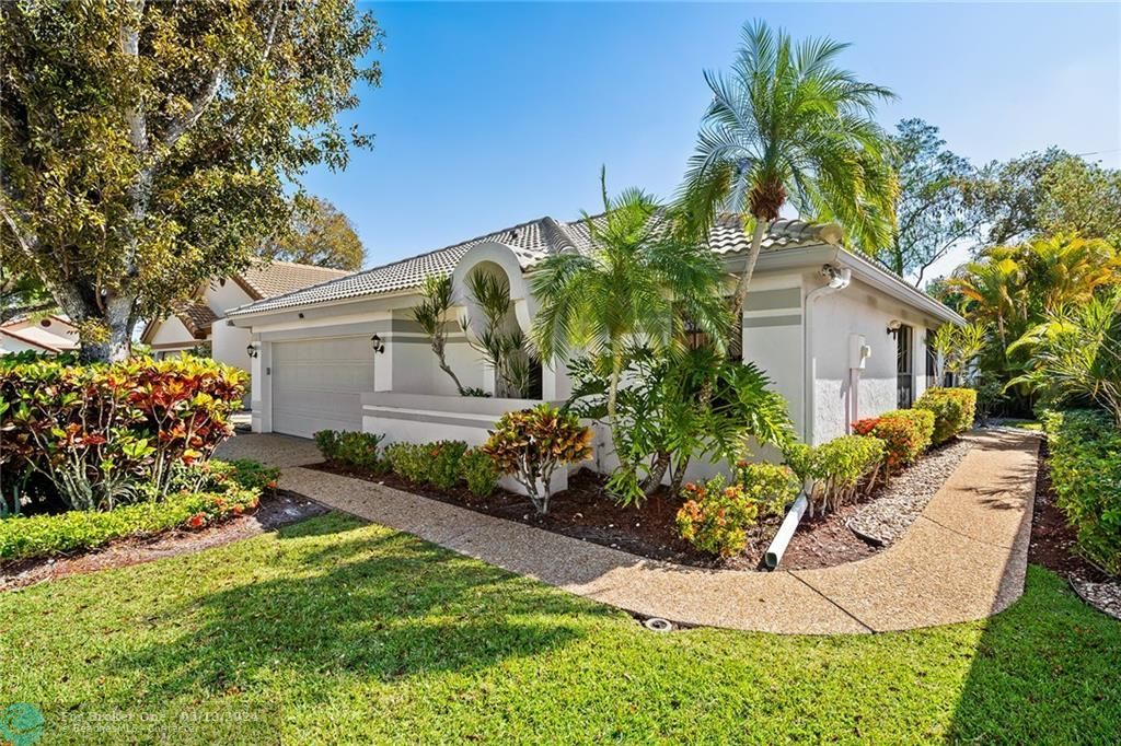Recently Sold: $349,000 (3 beds, 2 baths, 2020 Square Feet)