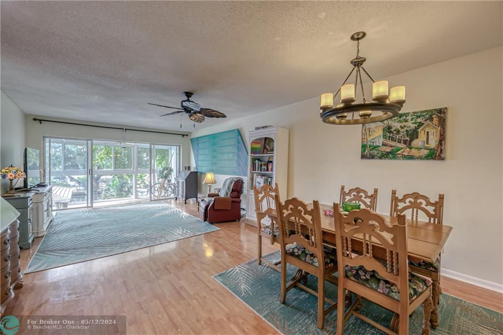 Recently Sold: $299,000 (2 beds, 2 baths, 1020 Square Feet)