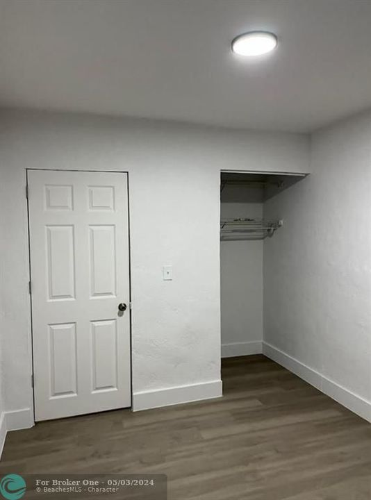 Active With Contract: $1,595 (1 beds, 1 baths, 6948 Square Feet)