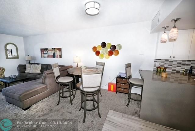 Recently Sold: $495,000 (2 beds, 2 baths, 1202 Square Feet)