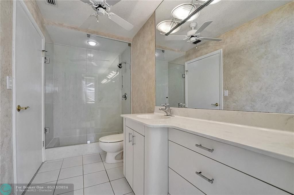 最近售出: $629,000 (3 贝兹, 2 浴室, 2084 平方英尺)