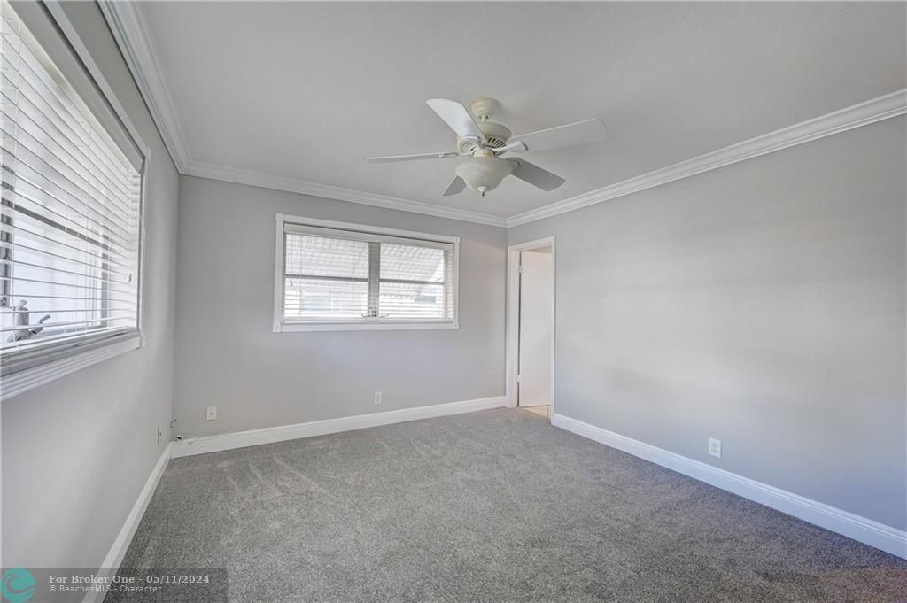 Recently Sold: $184,000 (2 beds, 2 baths, 990 Square Feet)
