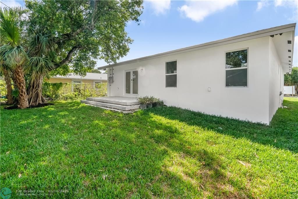 Recently Sold: $499,000 (3 beds, 2 baths, 1713 Square Feet)