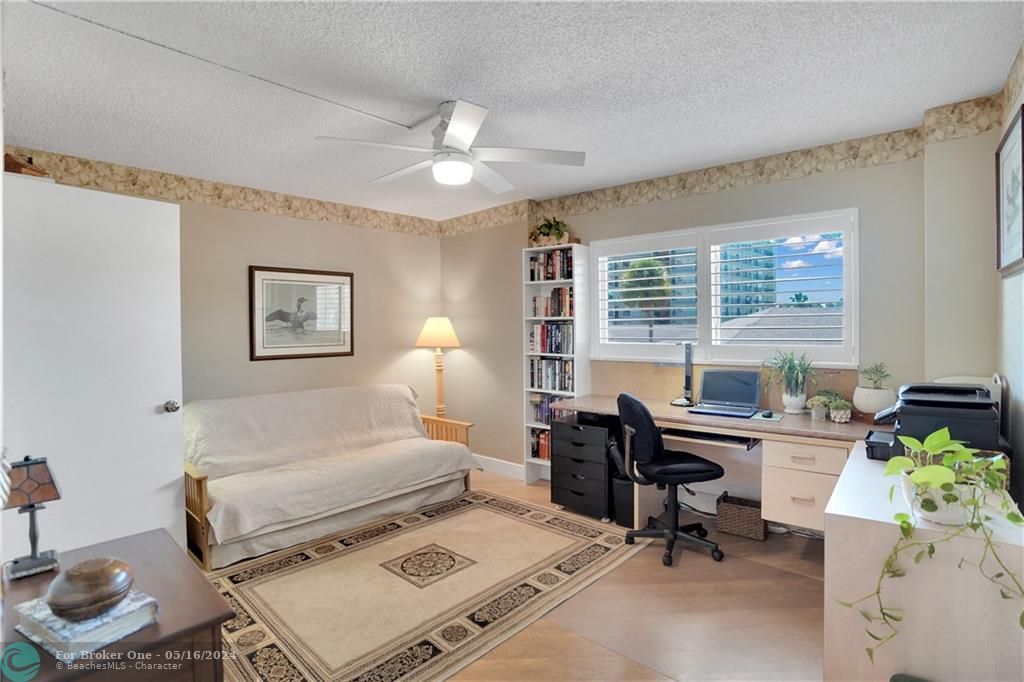 Recently Sold: $675,000 (3 beds, 2 baths, 1816 Square Feet)