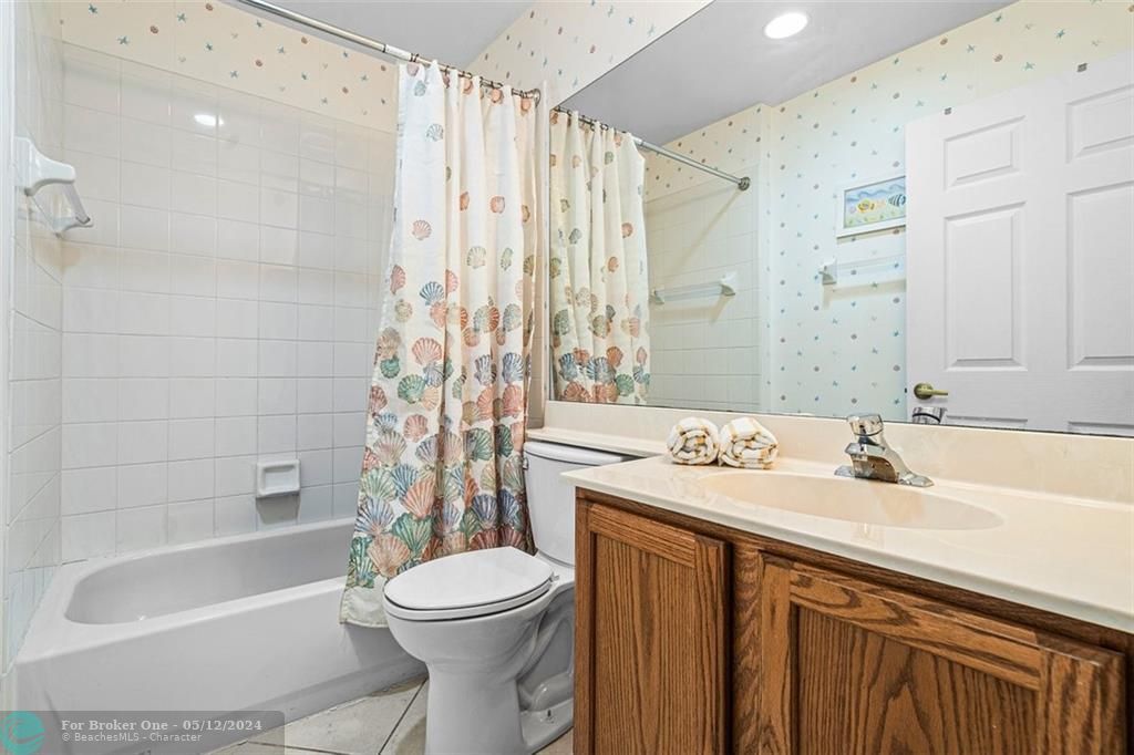 最近售出: $475,000 (3 贝兹, 2 浴室, 1823 平方英尺)
