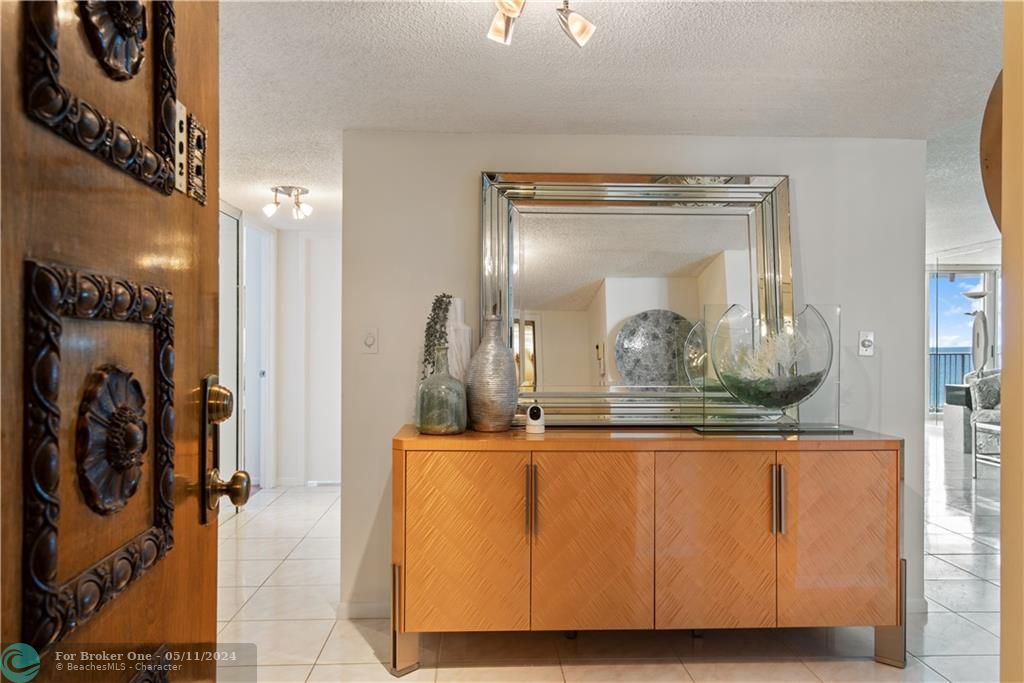 Recently Sold: $715,900 (2 beds, 2 baths, 1559 Square Feet)