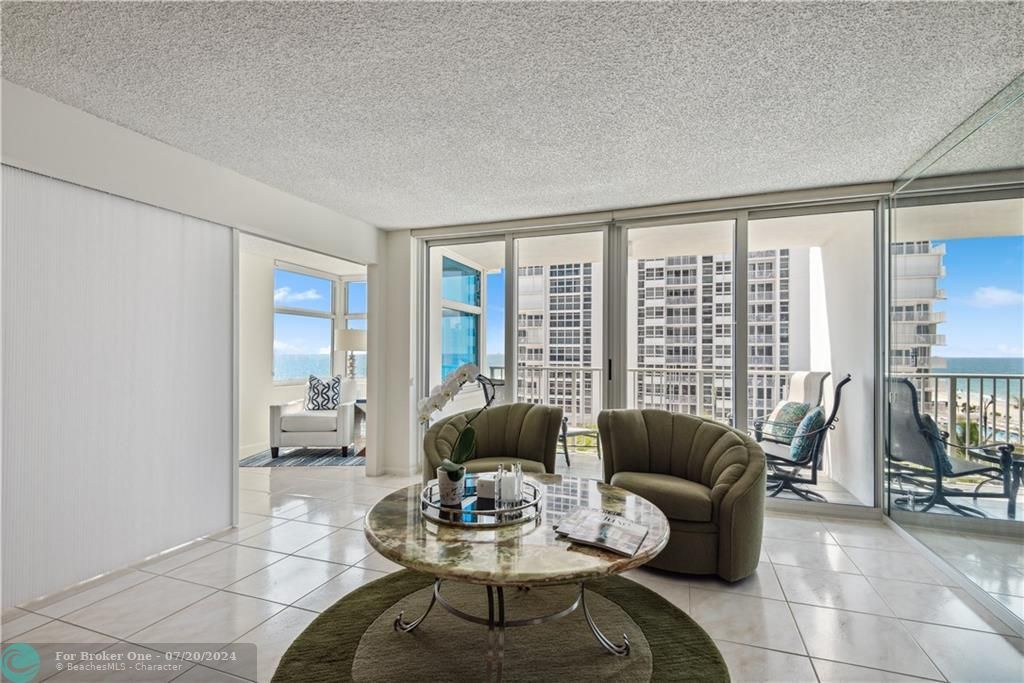 Recently Sold: $715,900 (2 beds, 2 baths, 1559 Square Feet)