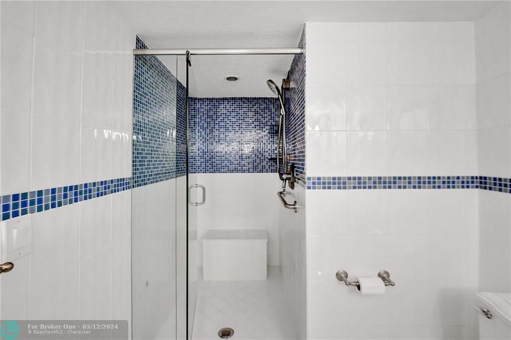 最近售出: $565,000 (2 贝兹, 2 浴室, 1700 平方英尺)