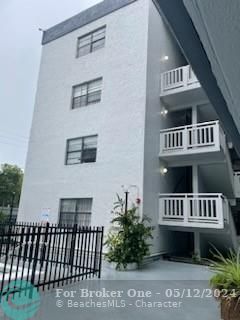 Recently Sold: $149,000 (1 beds, 1 baths, 693 Square Feet)