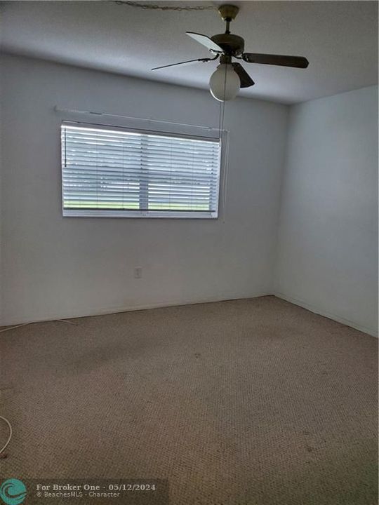 Recently Sold: $165,000 (2 beds, 1 baths, 724 Square Feet)