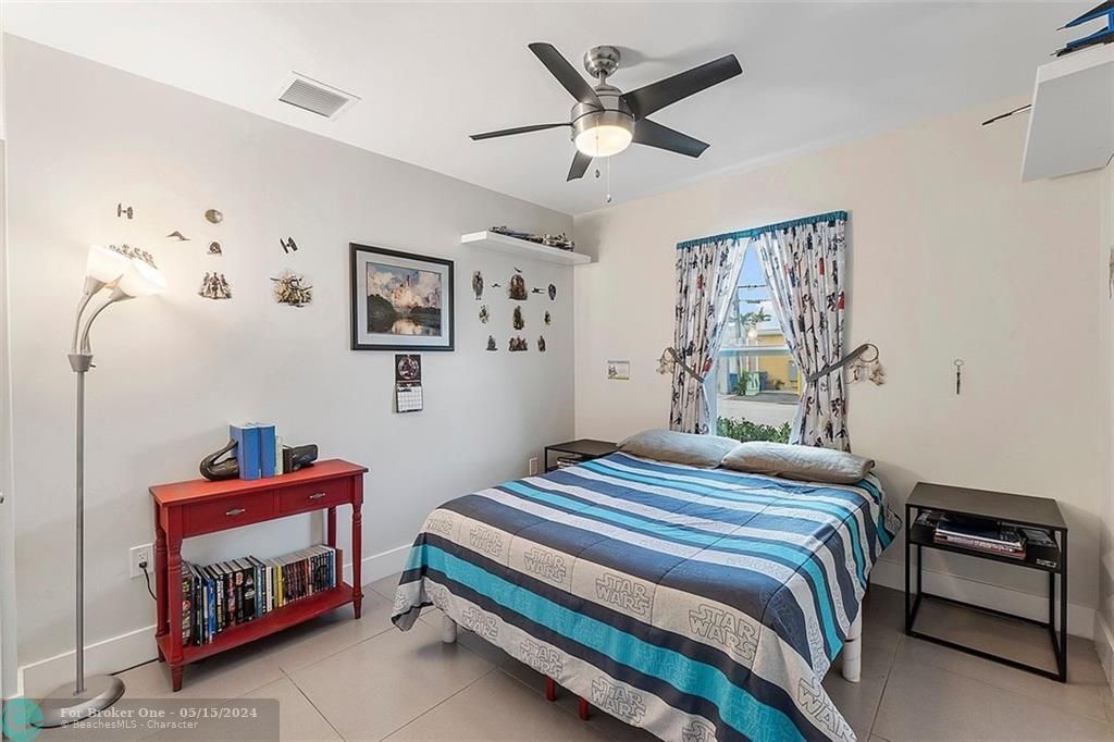 Recently Sold: $600,000 (3 beds, 2 baths, 1517 Square Feet)