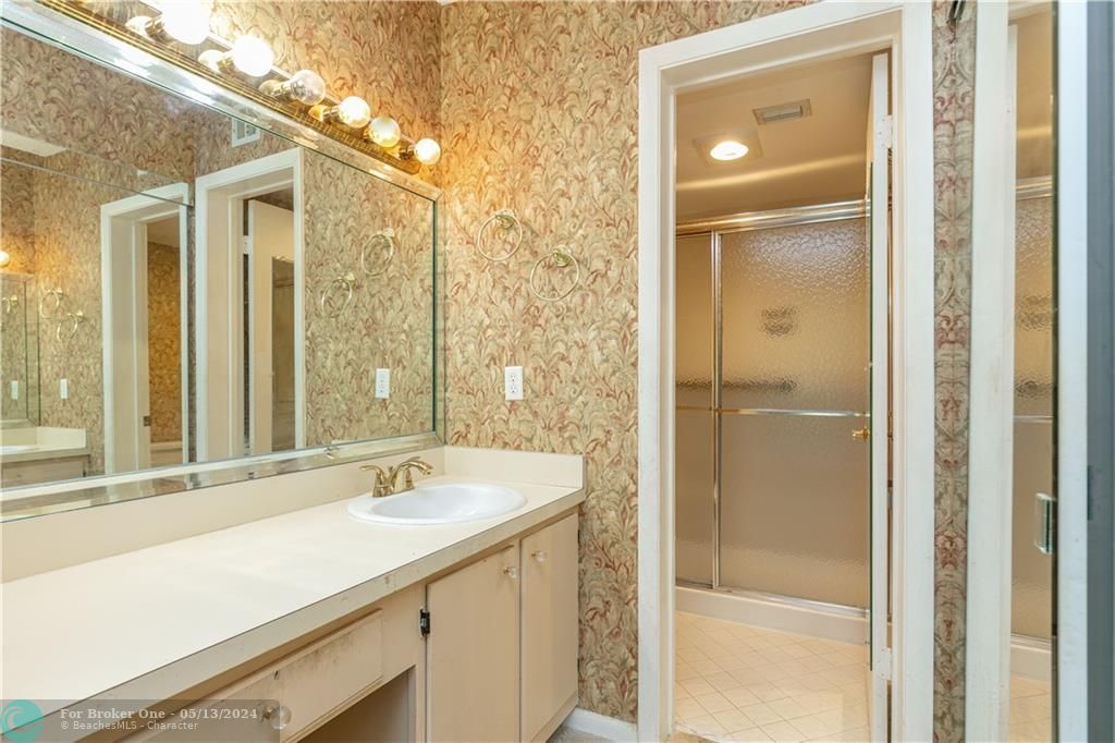 最近售出: $225,000 (2 贝兹, 2 浴室, 1140 平方英尺)