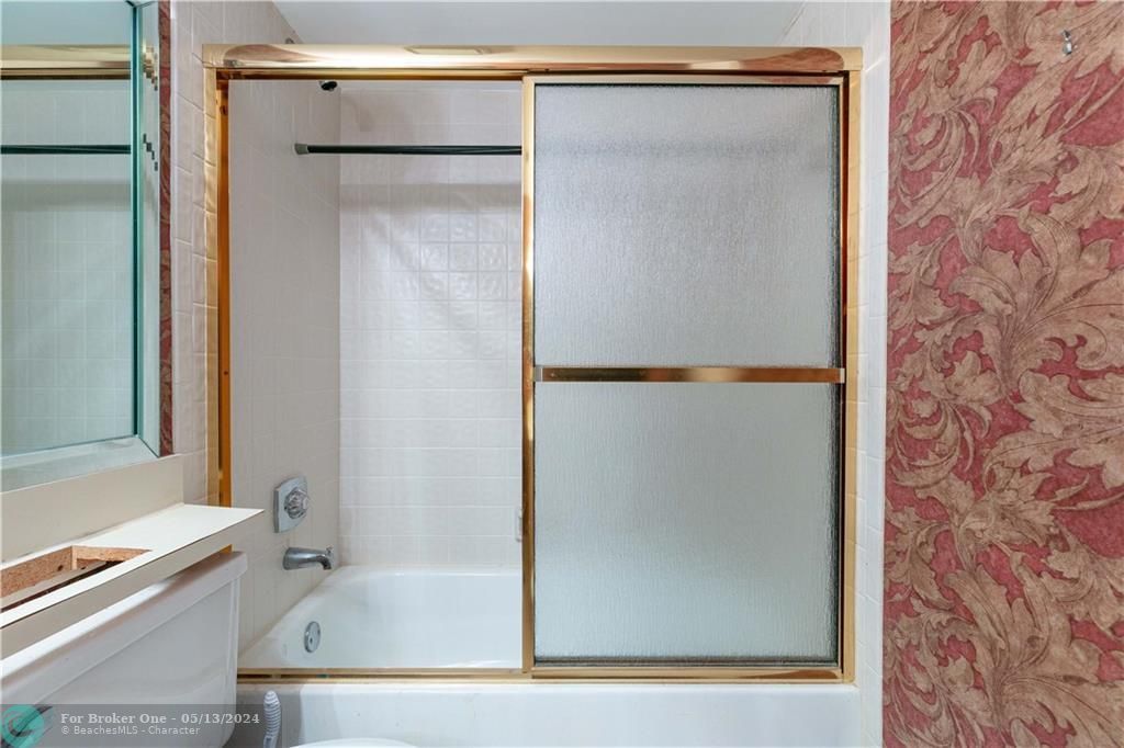 最近售出: $225,000 (2 贝兹, 2 浴室, 1140 平方英尺)
