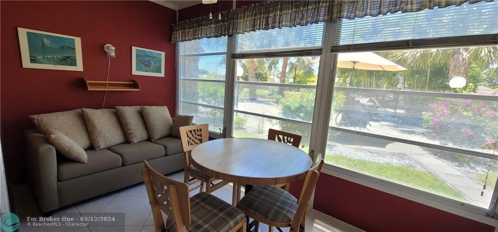 Recently Sold: $139,000 (2 beds, 2 baths, 1021 Square Feet)