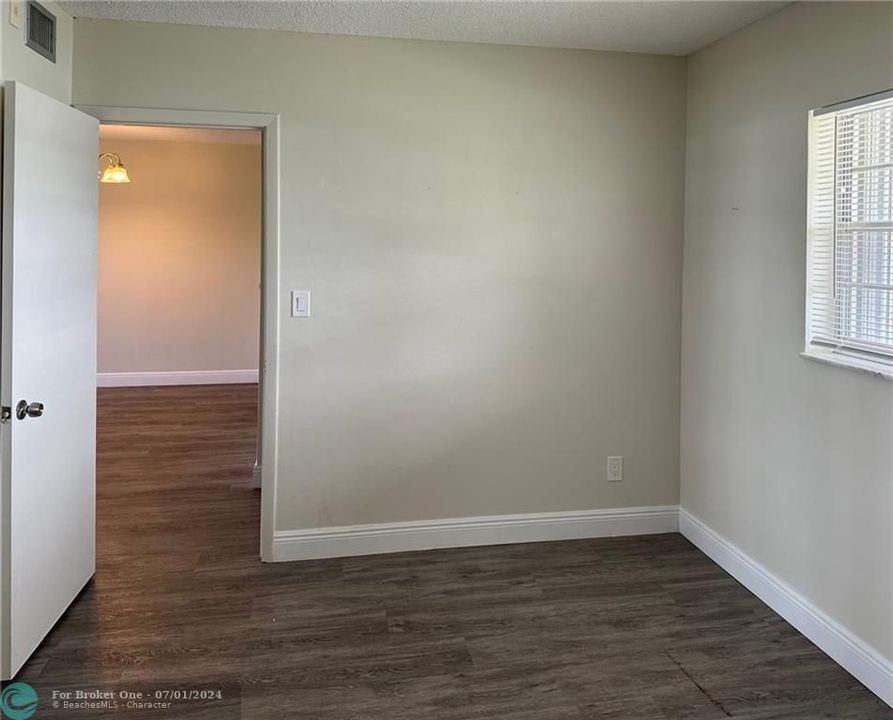 Recently Sold: $115,000 (2 beds, 1 baths, 750 Square Feet)