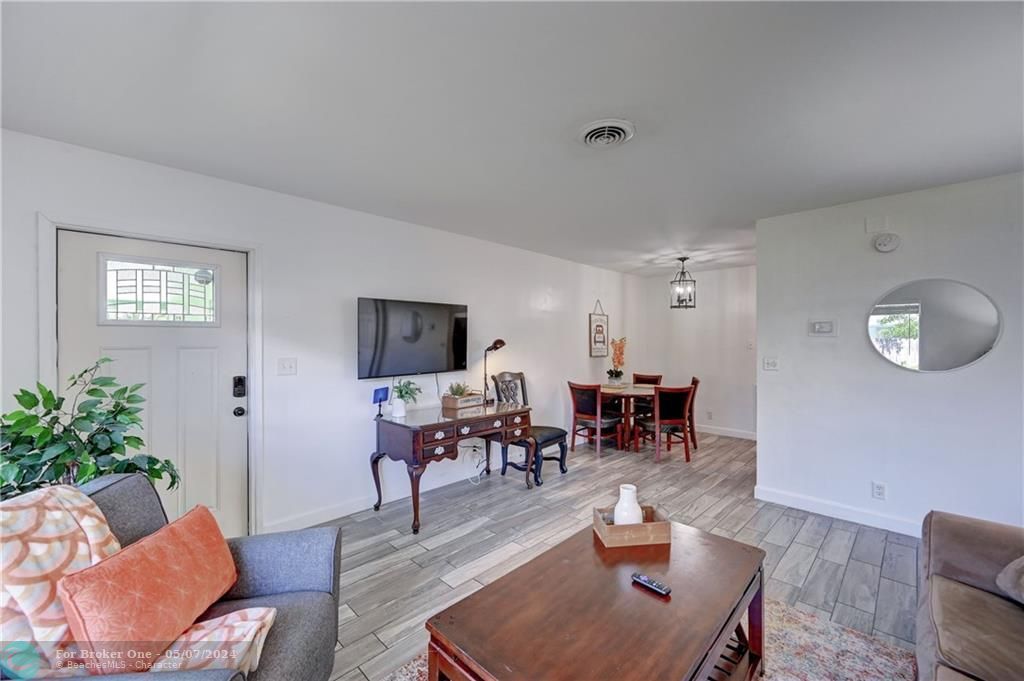 Active With Contract: $684,999 (0 beds, 0 baths, 1847 Square Feet)