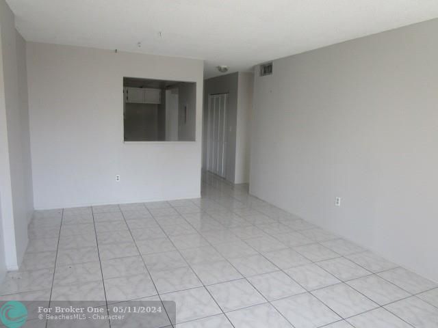Recently Sold: $142,500 (1 beds, 1 baths, 720 Square Feet)