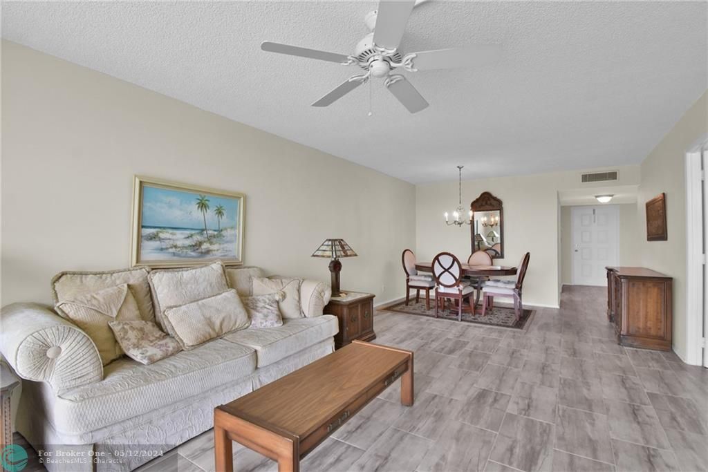 Recently Sold: $189,000 (1 beds, 1 baths, 900 Square Feet)