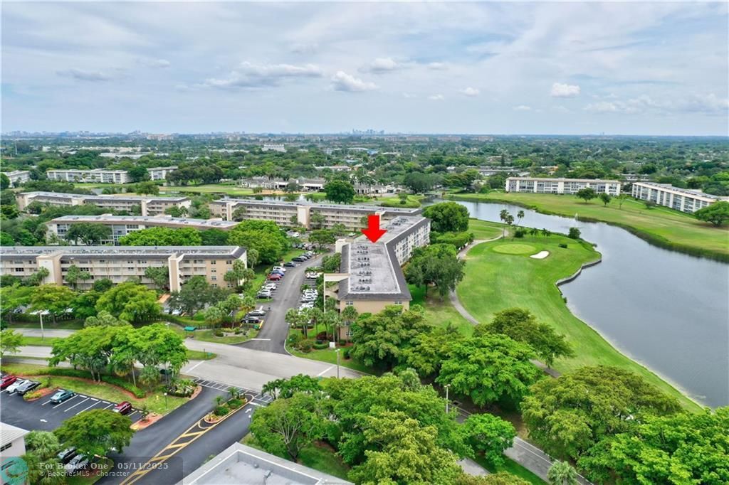 For Sale: $365,000 (2 beds, 2 baths, 1180 Square Feet)