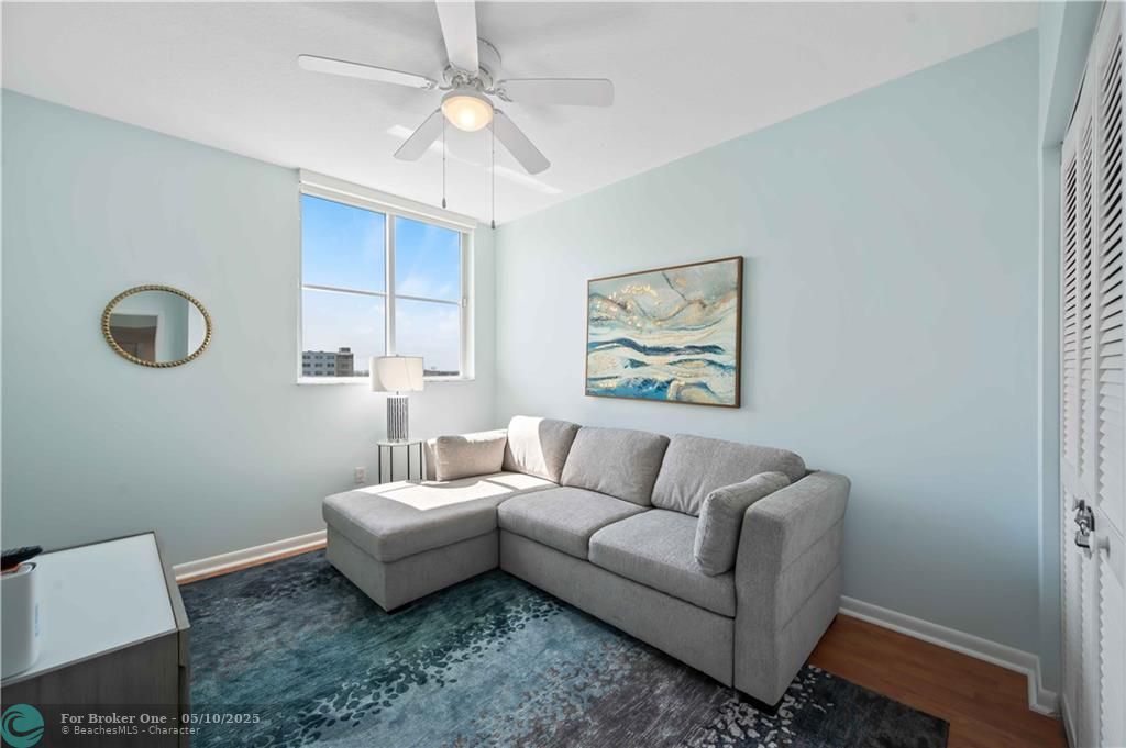 For Rent: $3,500 (1 beds, 2 baths, 1190 Square Feet)