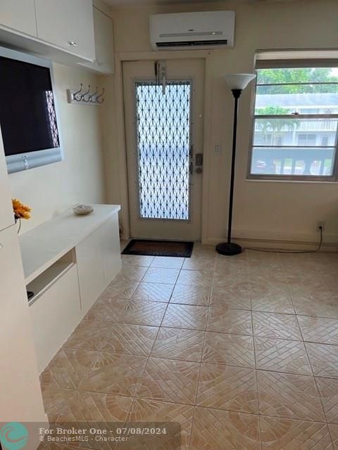 Recently Rented: $2,200 (1 beds, 1 baths, 650 Square Feet)