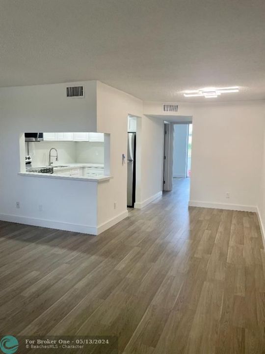 Recently Sold: $129,900 (1 beds, 1 baths, 590 Square Feet)