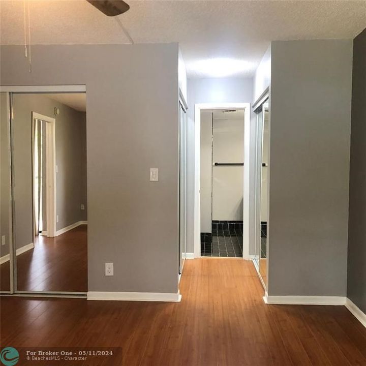 Recently Rented: $1,850 (2 beds, 2 baths, 990 Square Feet)