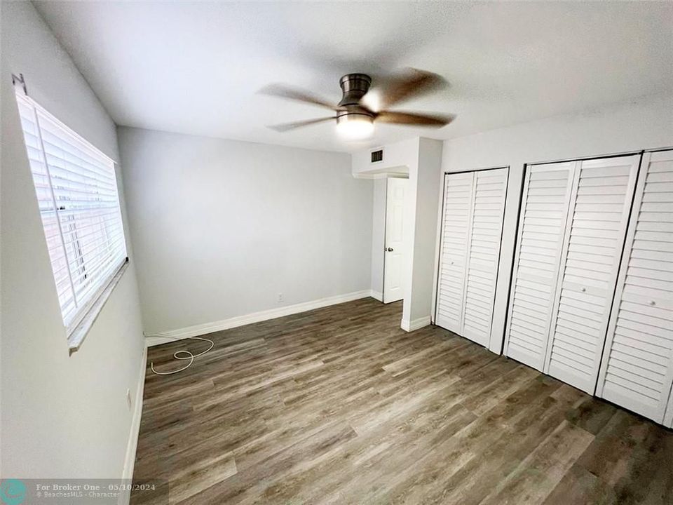 Recently Rented: $1,750 (2 beds, 1 baths, 840 Square Feet)