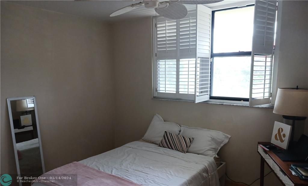Recently Rented: $2,250 (2 beds, 2 baths, 920 Square Feet)