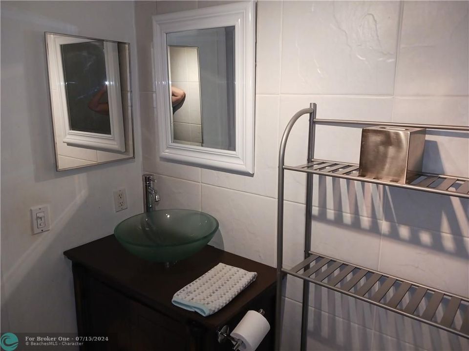 Недавно арендовано: $2,250 (2 спален, 2 ванн, 920 Квадратных фут)