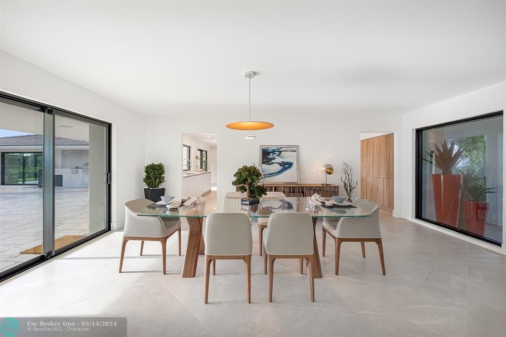 Active With Contract: $3,995,000 (4 beds, 4 baths, 4346 Square Feet)