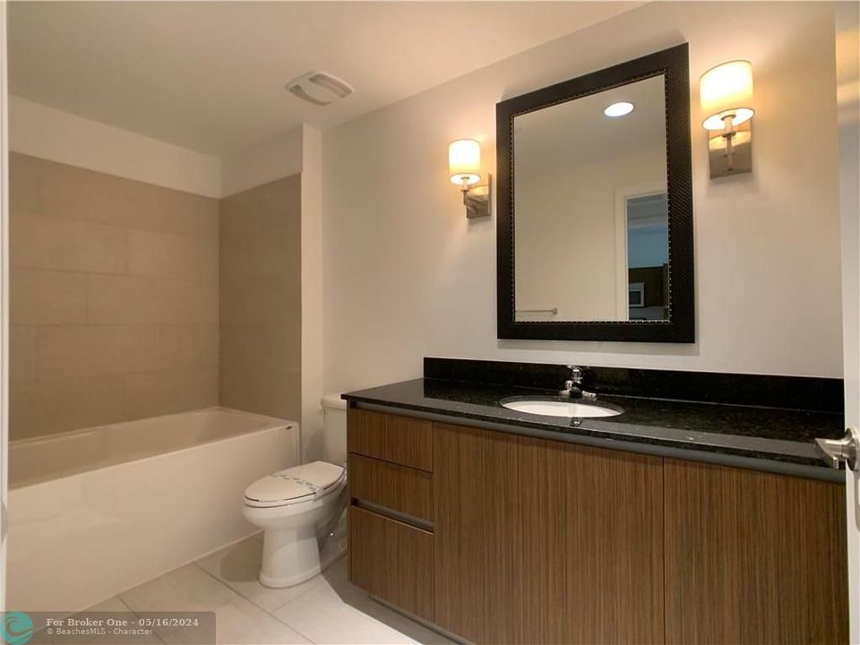 最近租的: $2,556 (1 贝兹, 1 浴室, 754 平方英尺)