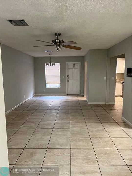 Recently Sold: $2,300 (3 beds, 2 baths, 0 Square Feet)